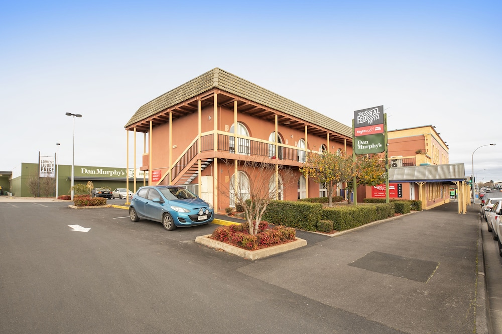 Federal Hotel 62/73