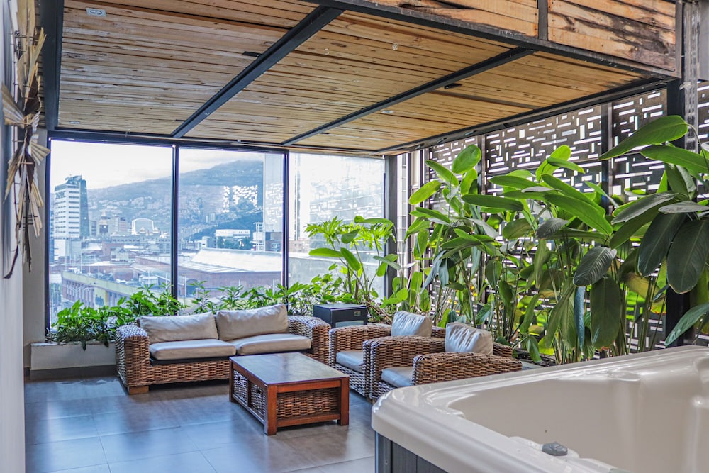 HOTEL 47 MEDELLIN STREET 46/59