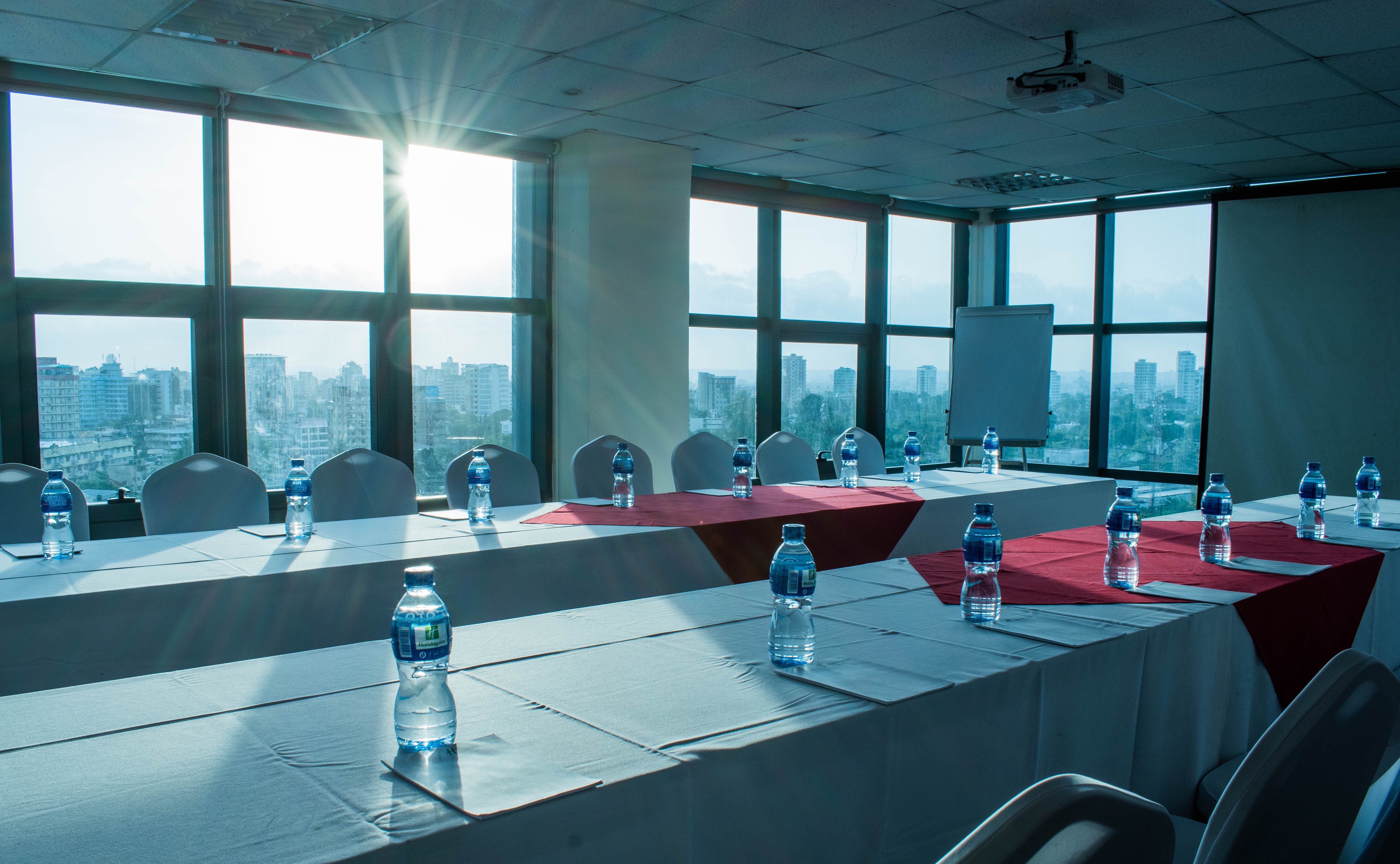 Holiday Inn Dar Es Salaam City Center 38/76