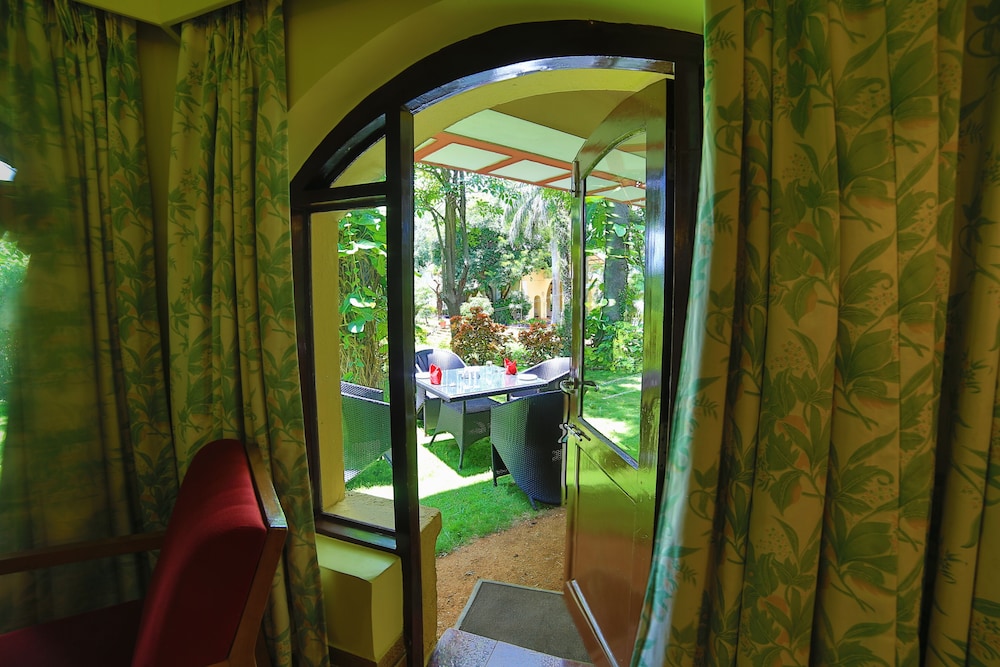 CAMA RAJPUTANA CLUB RESORT 13/17