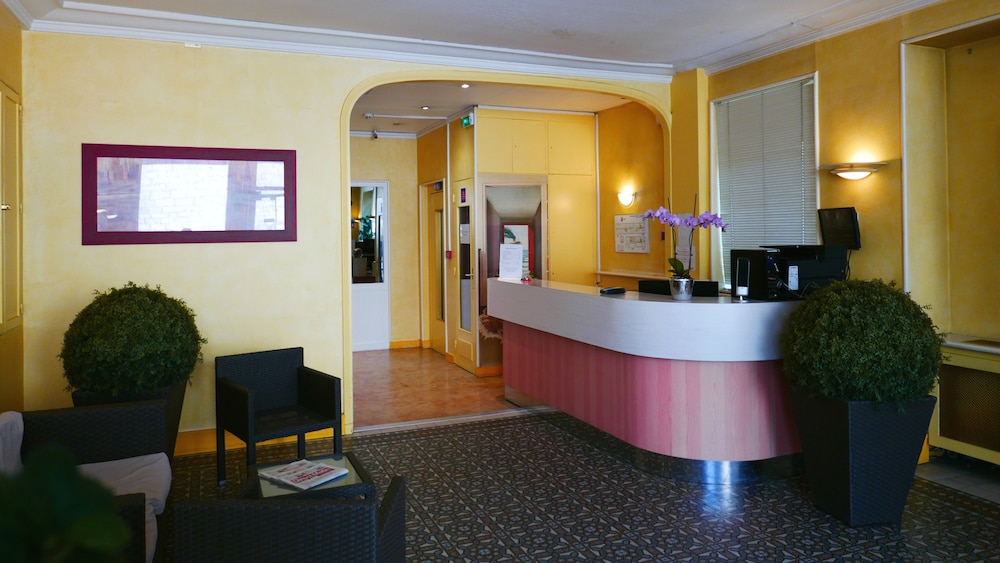 Hotel de Normandie 9/45