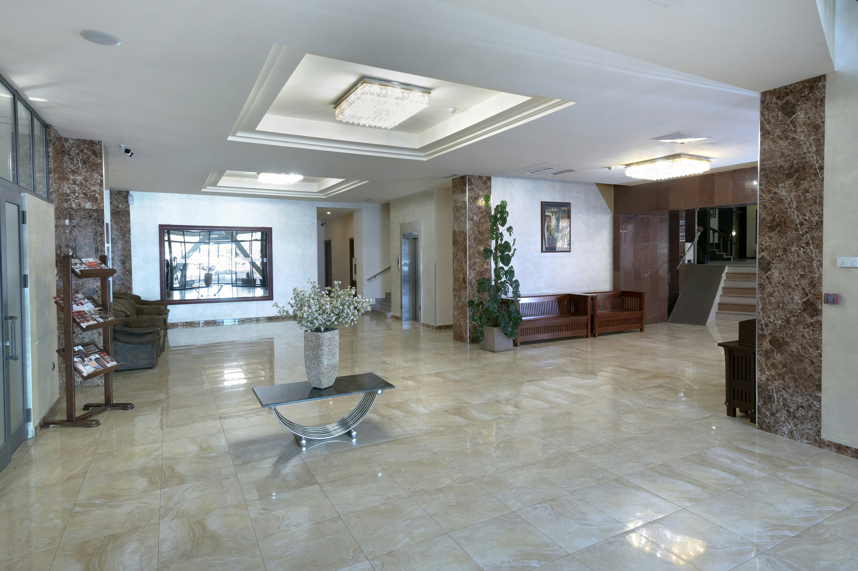 Ani Central Inn Ex Silachi 52/66