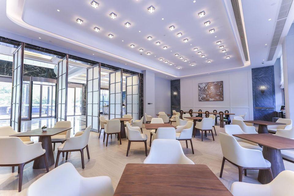 Jin Feng International Hotel (Shanghai Songjiang) 32/39