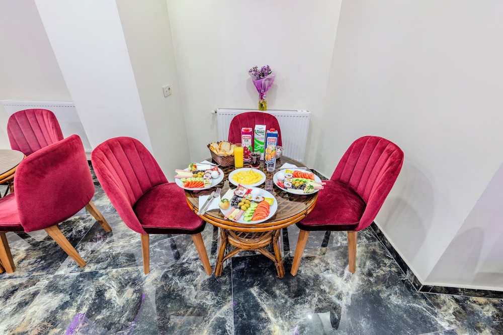 Hotel Silviya 38/50