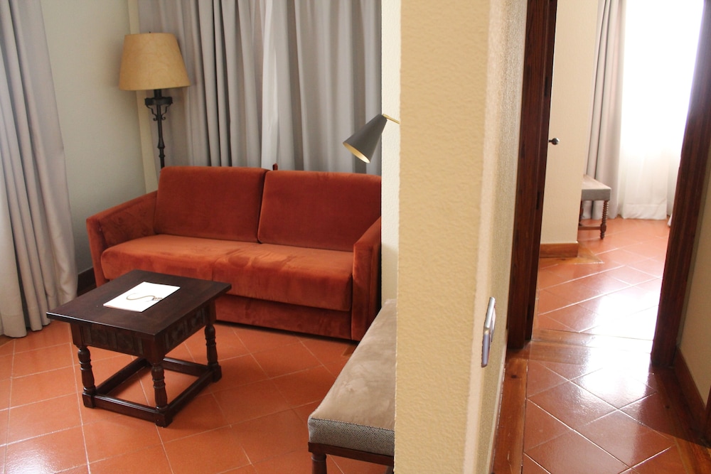 Parador de Santo Domingo de la Calzada 32/50