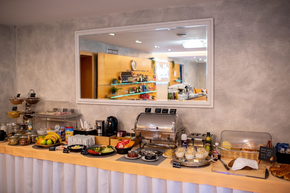 Hotel Blue Garni 48/58