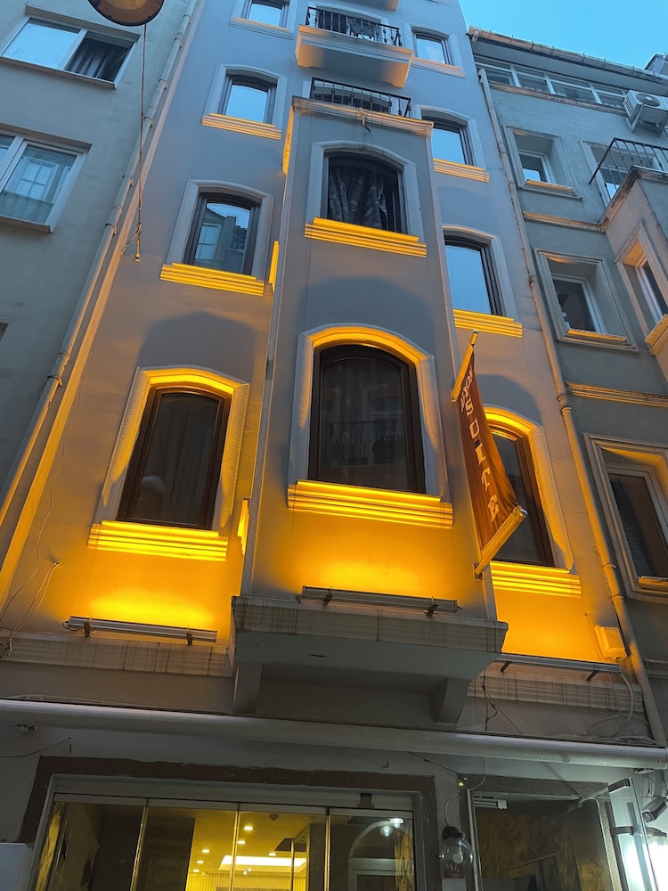 Montena Suite - Adults Only 2/50