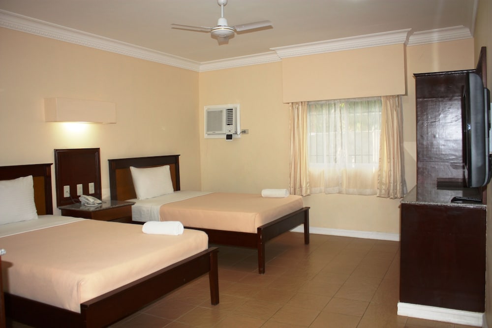 Panglao Regents Park Resort 38/54