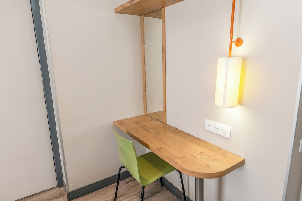 Ibis Budget Brest Sud Plougastel 33/49