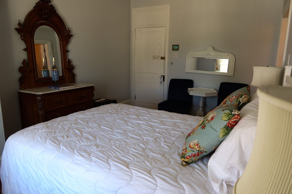 The Chalfonte Hotel 13/50