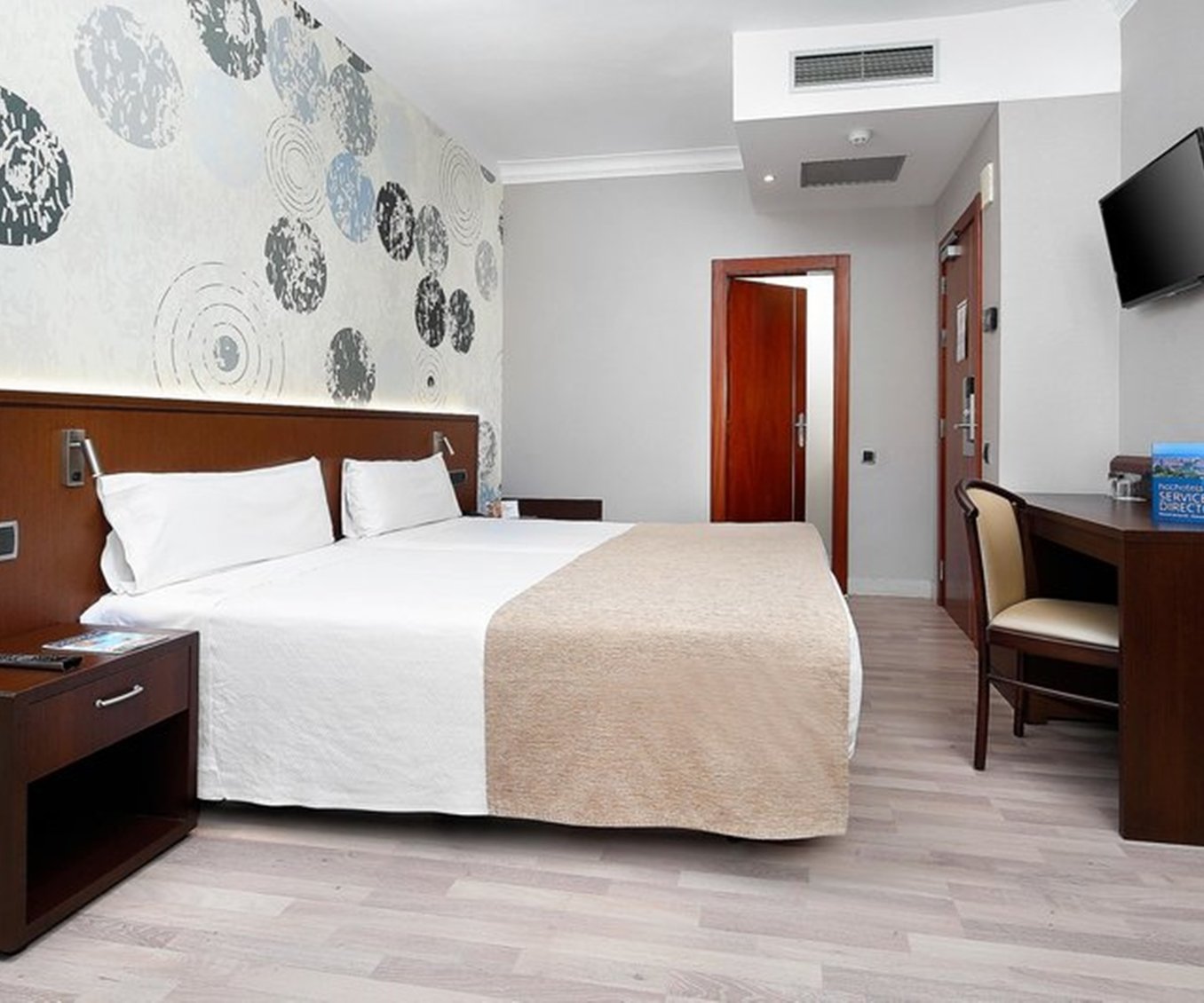 Hcc Taber Hotel 16/57