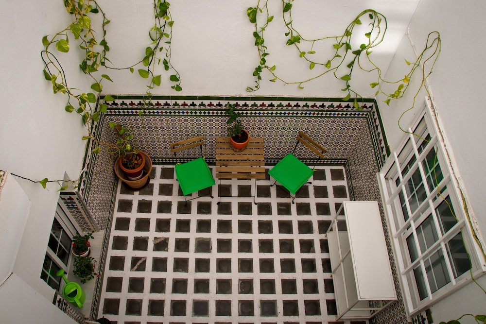 Hostal La Muralla 3/48