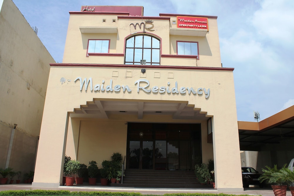 Hotel Maiden Residency 2/50