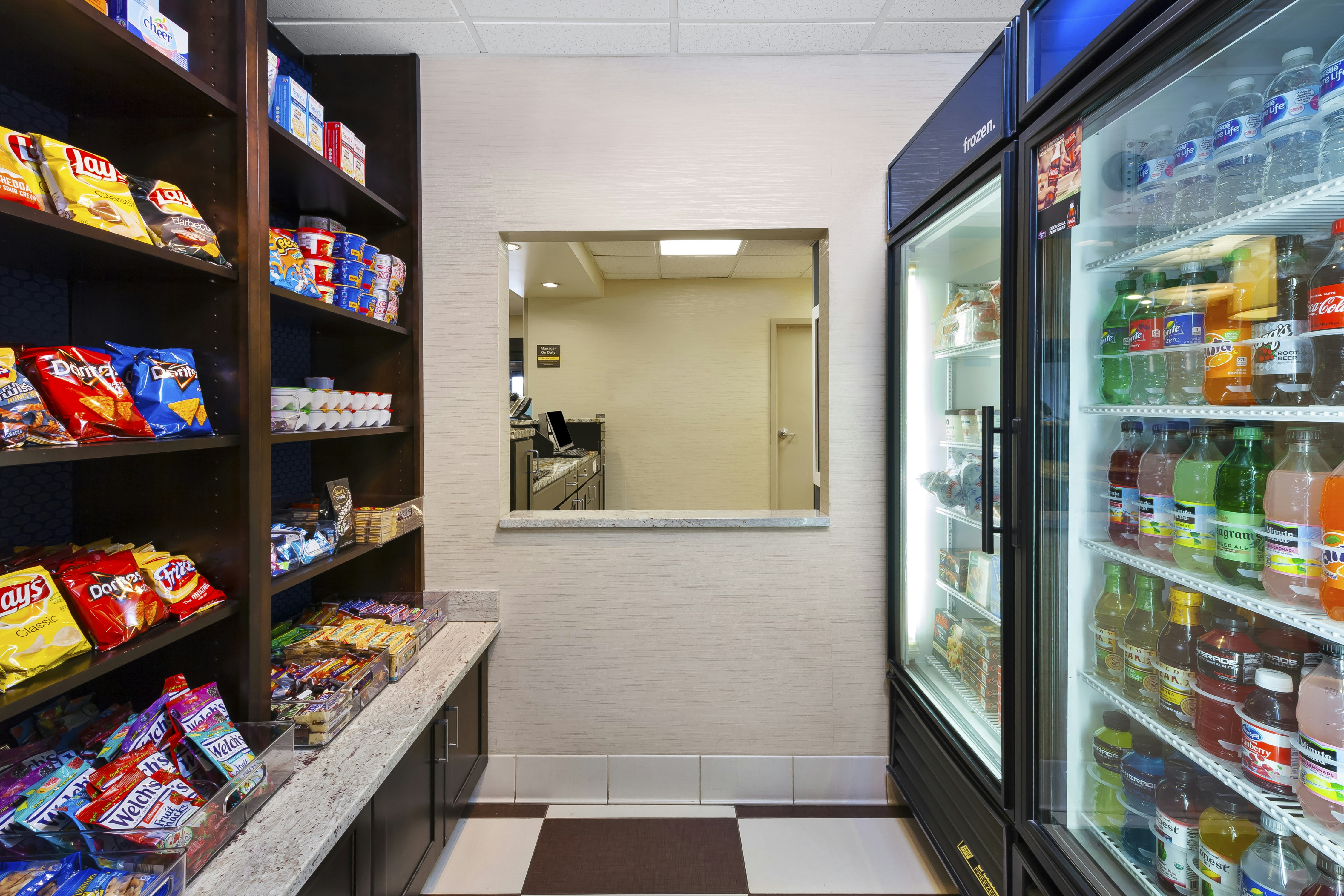 Hampton Inn Clinton, NJ 26/56