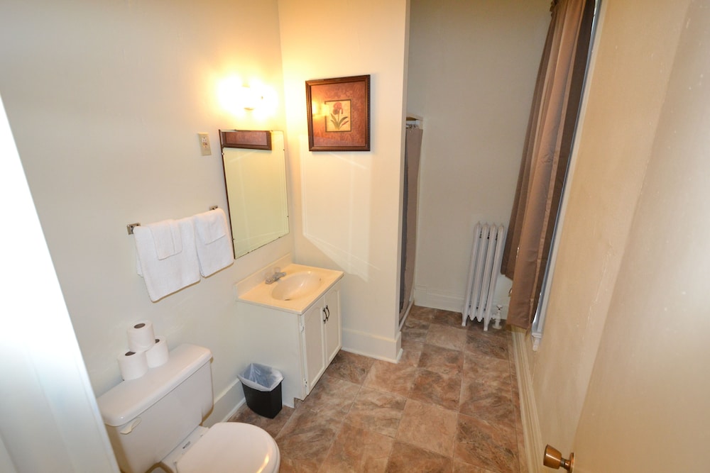 Perfect Stay Inn & Suites 27/49