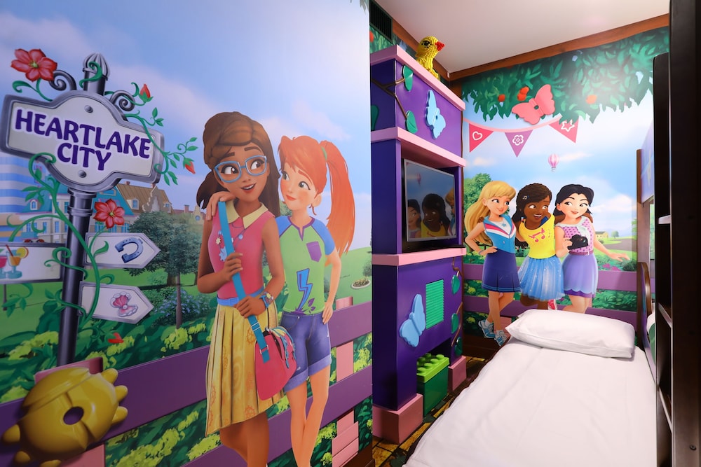 Legoland Japan Hotel 52/68