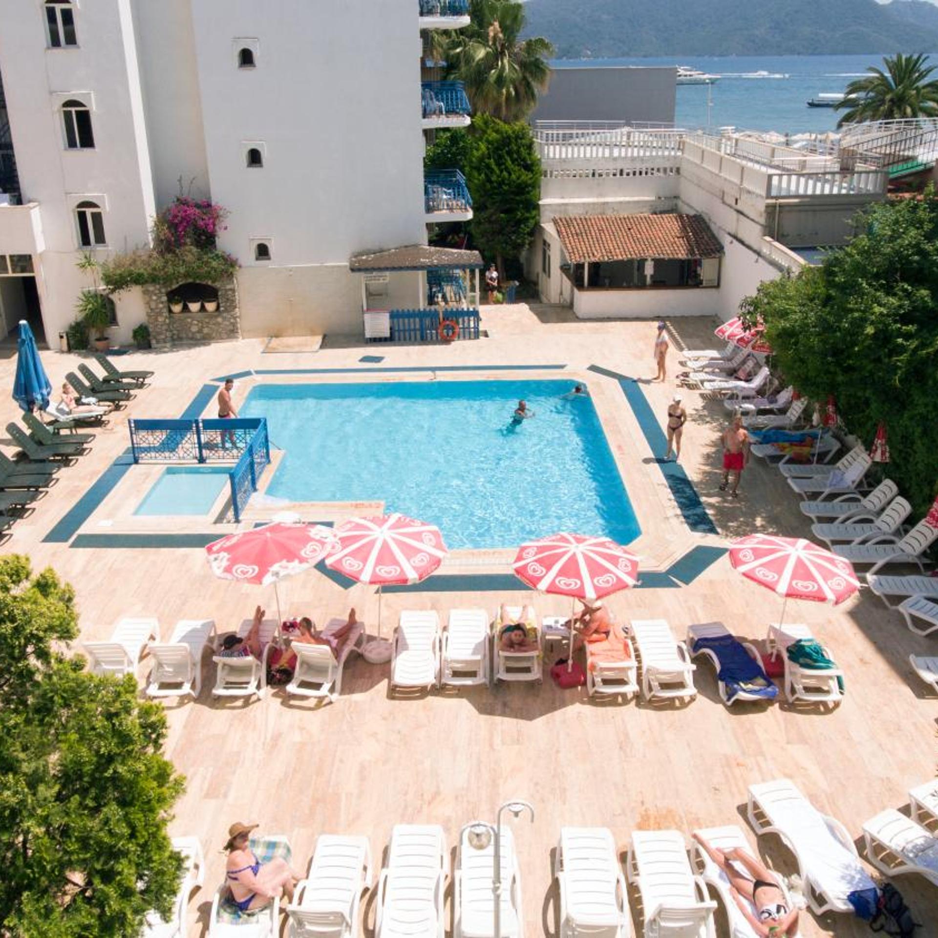 SERIN HOTEL 28/31
