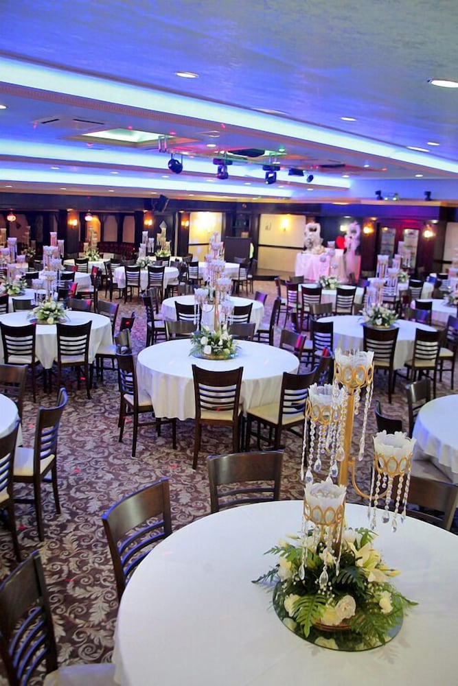 Omur Hotel 40/50
