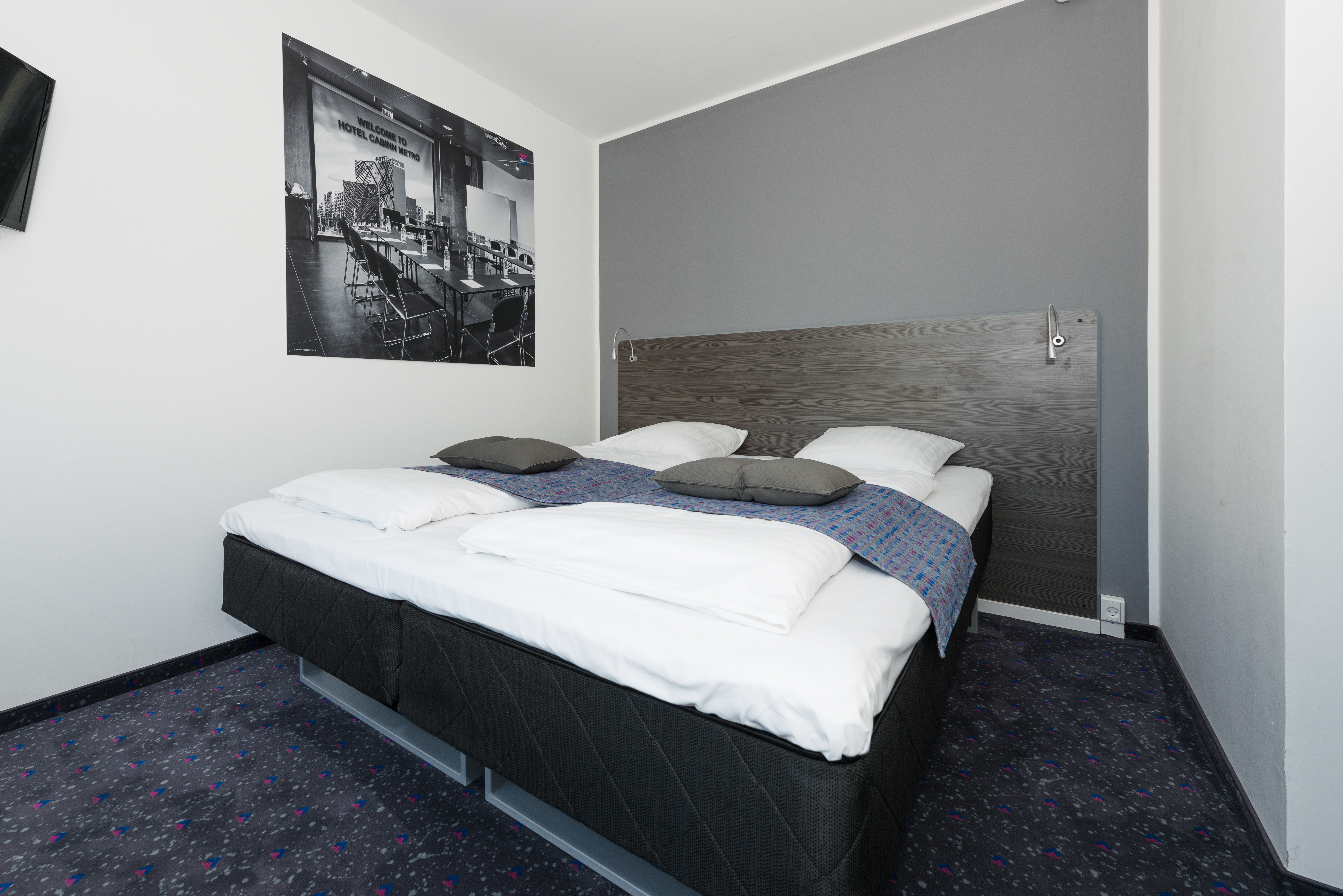 2 ROOMS, APARTMENT, SINGLE