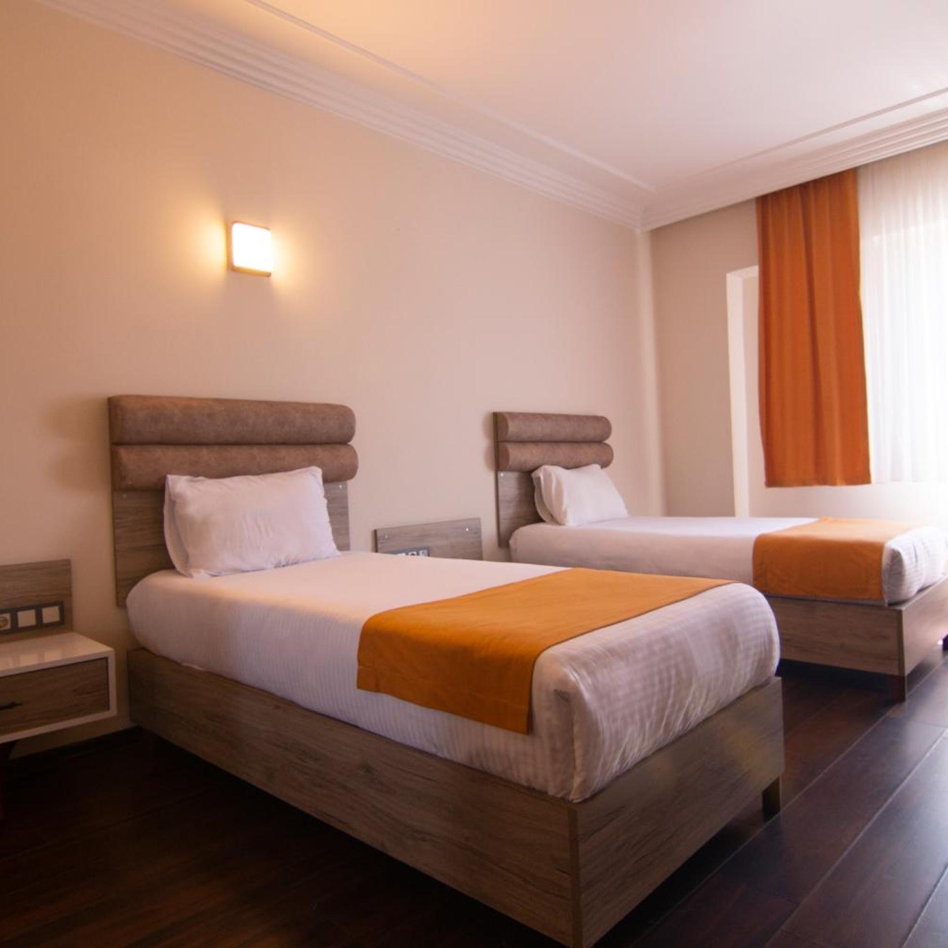 EMIN KOCAK HOTEL 13/75