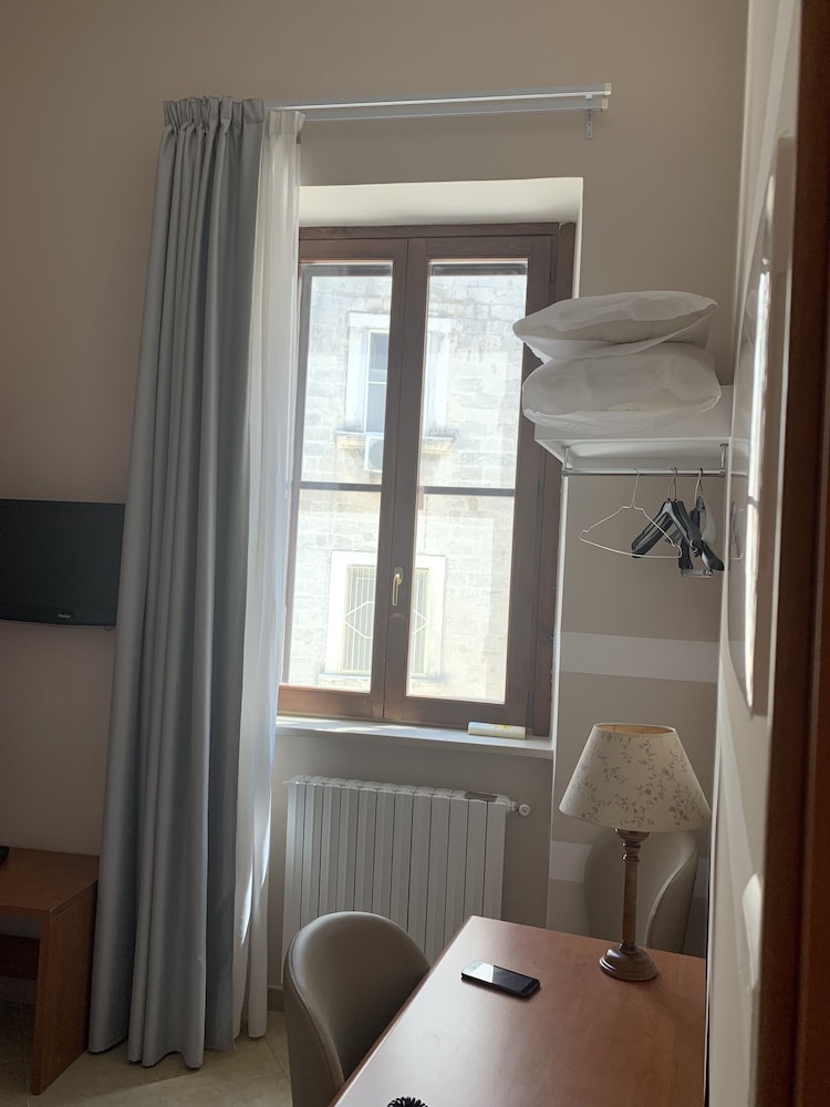 Albergo Del Cacciatore 23/49