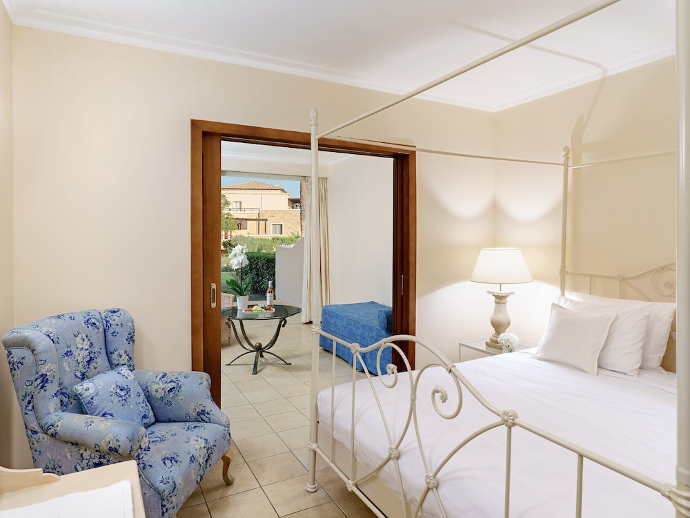 Petite, Family, Double and Twin Beds