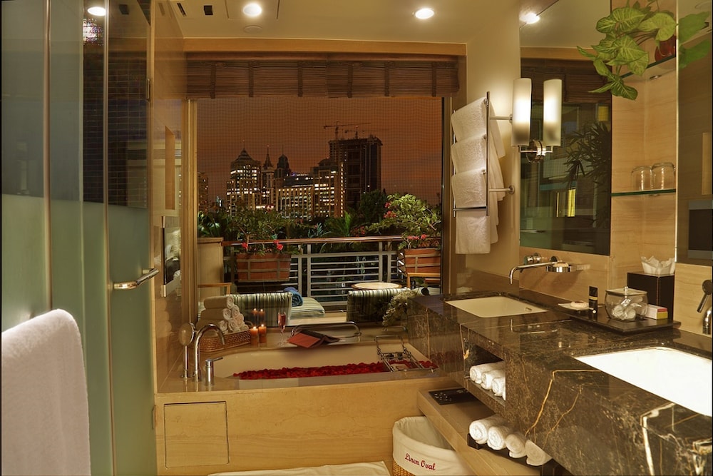 Itc Gardenia A Luxury Collection Hotel 36/47