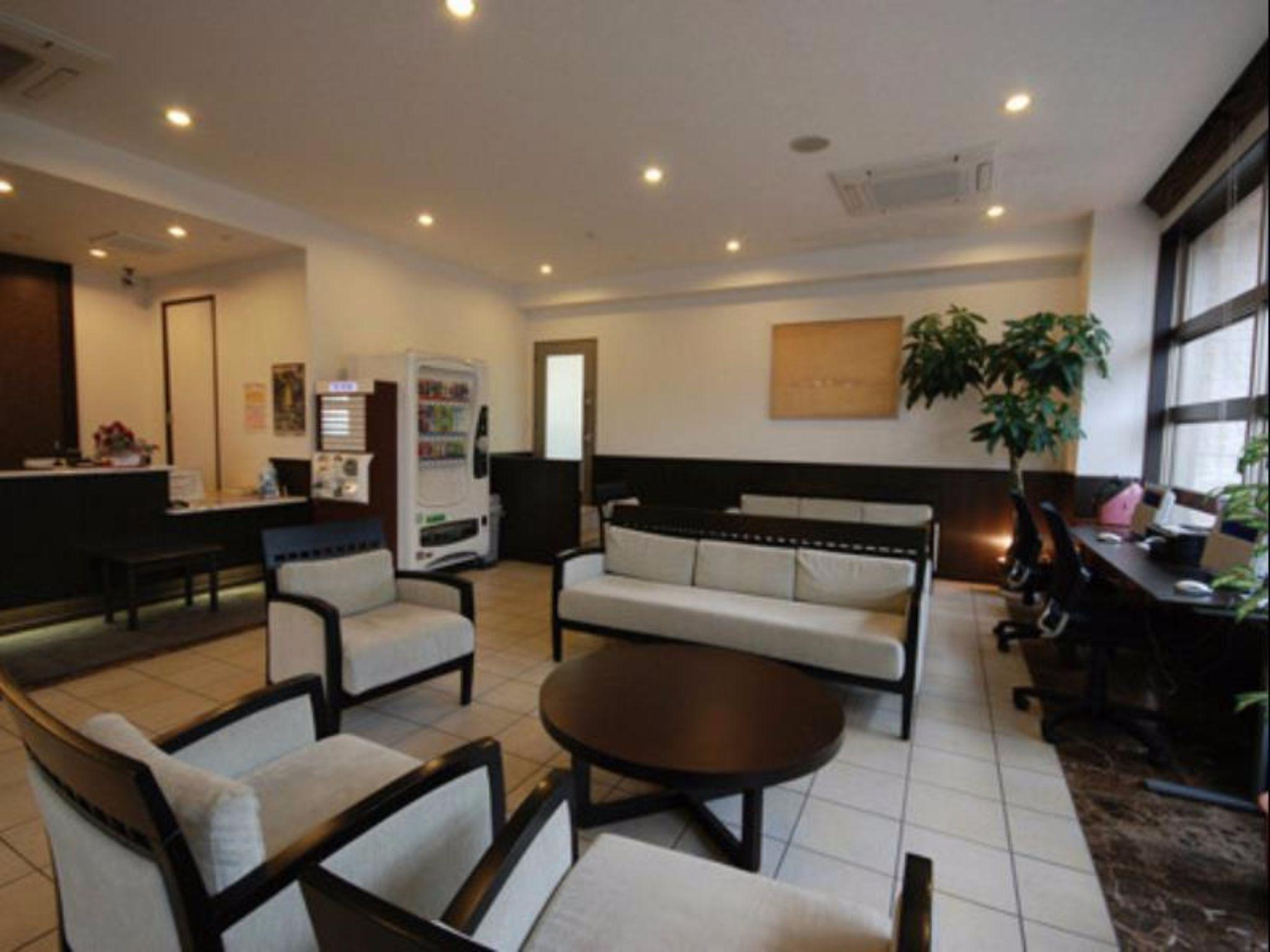 New Station Hotel Premier 17/24