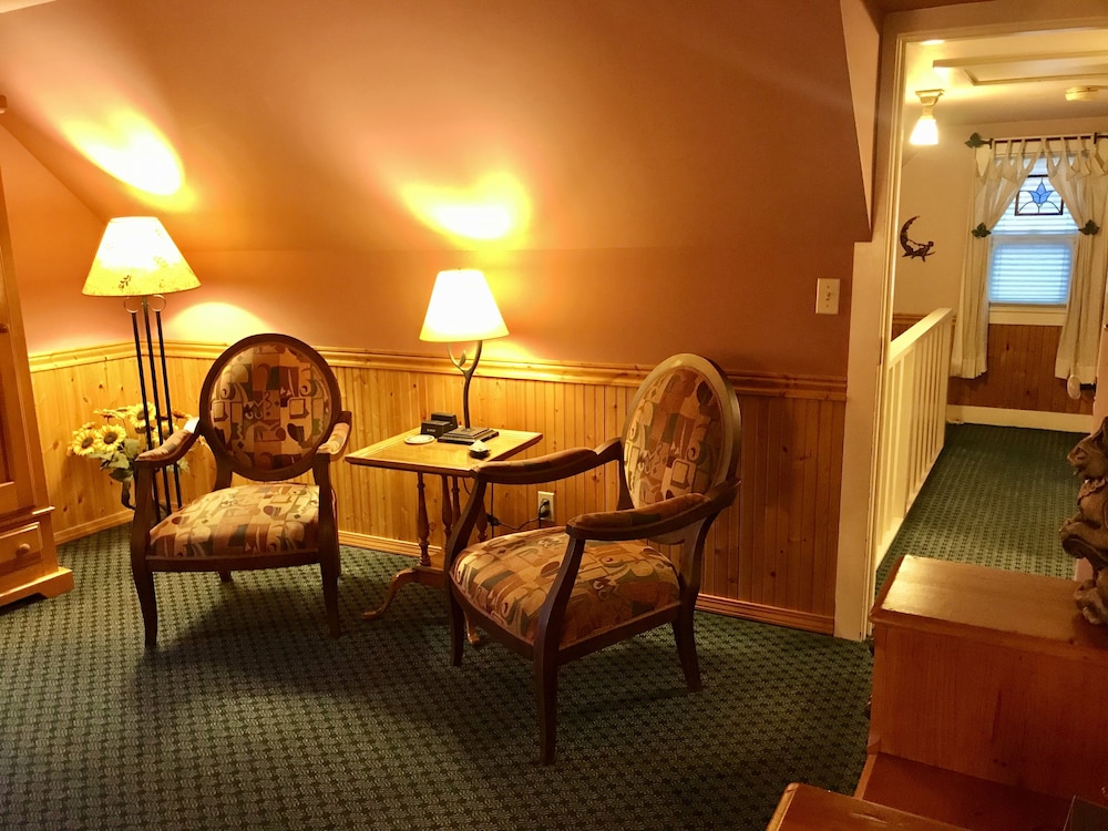 Arden Forest Inn 45/72