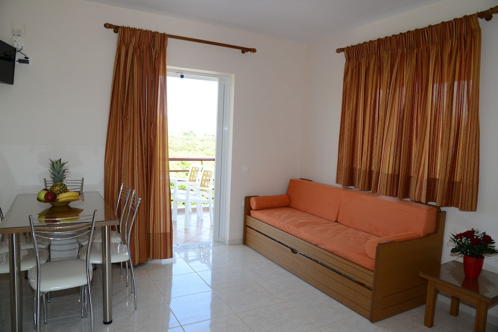 Marias Filoxenia Suites 31/50