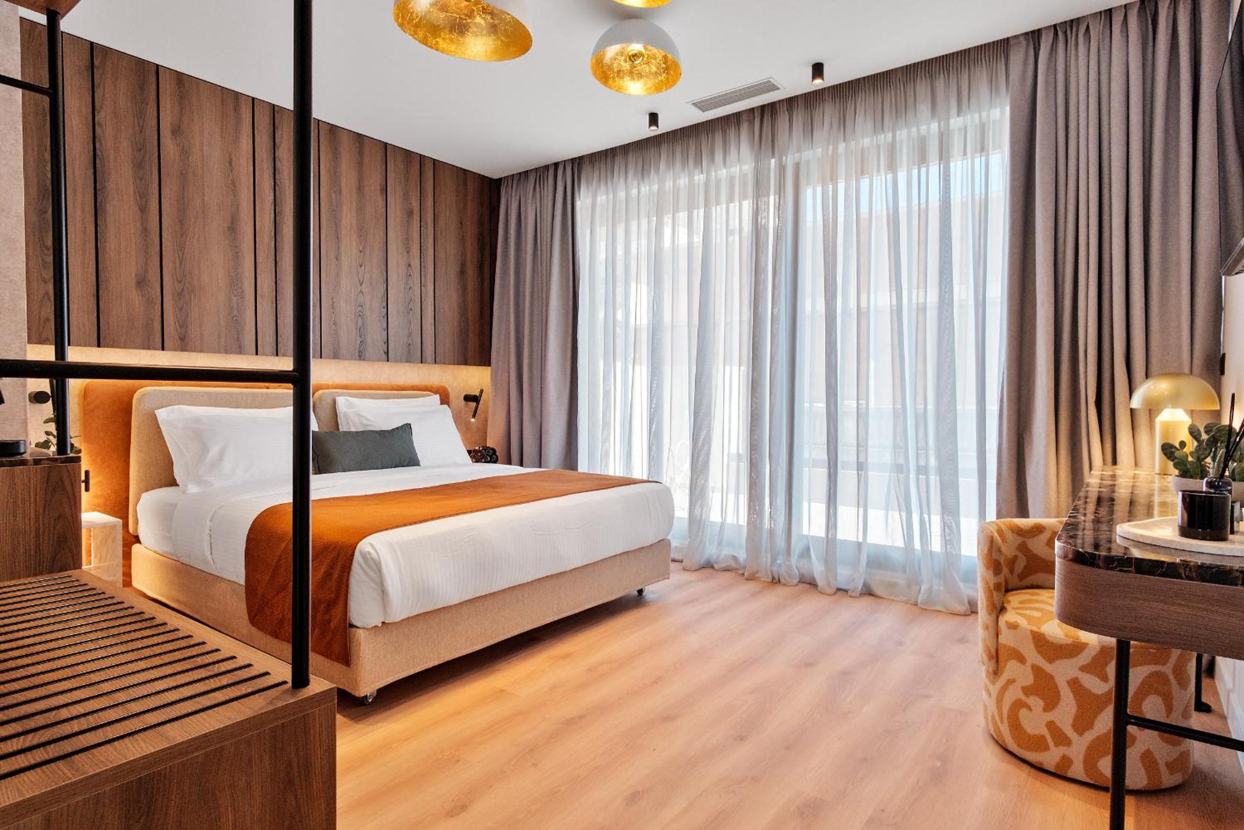 Senior, Suite, Acropolis View, Hot Tub