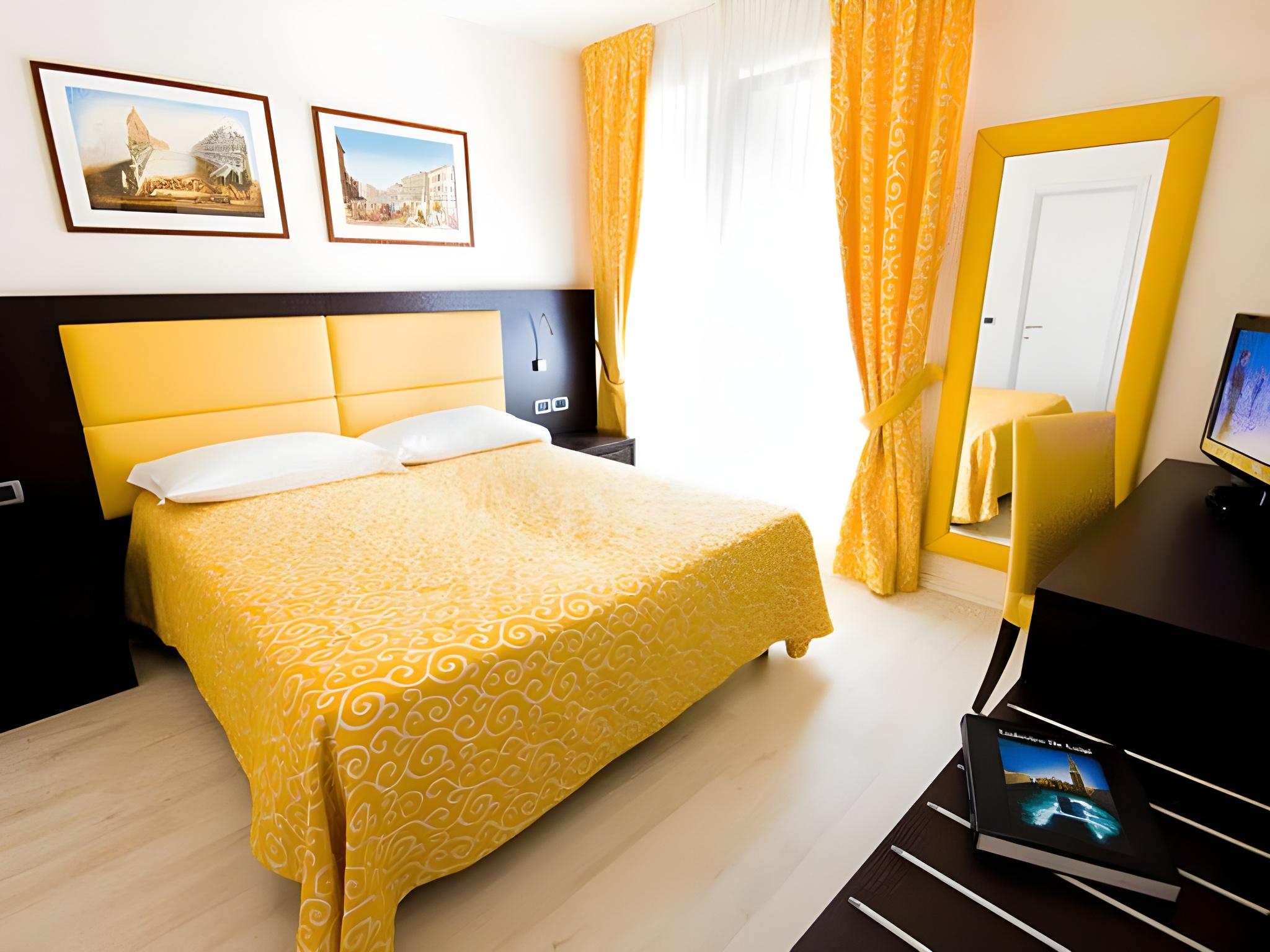 BASIC, DOUBLE OR TWIN BED