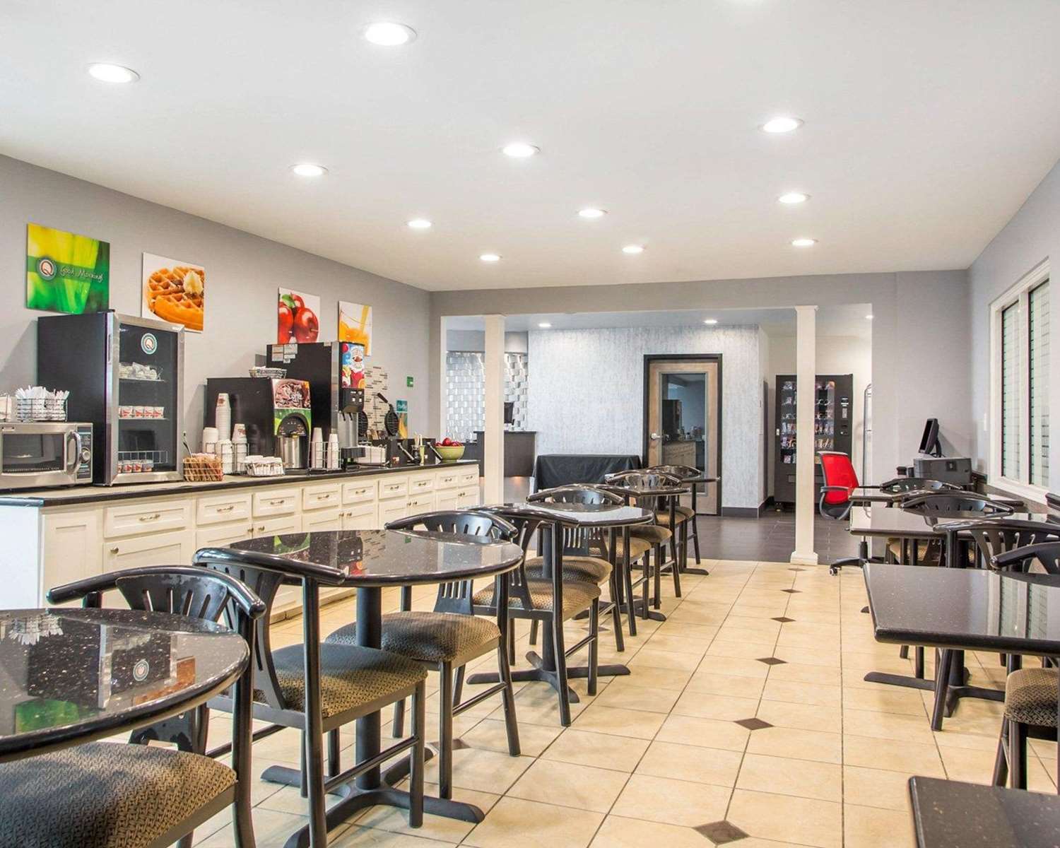 Quality Inn and Suites North Polaris 8/18