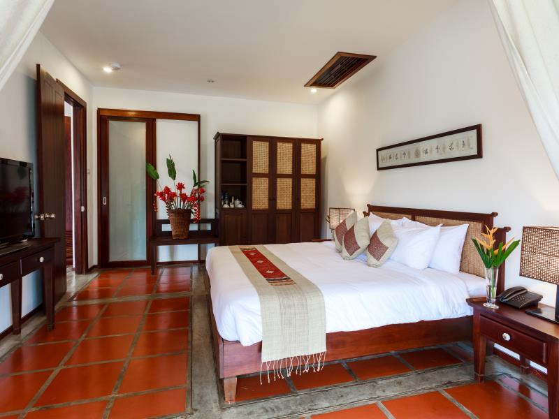 Suite, King Bed, Riverside