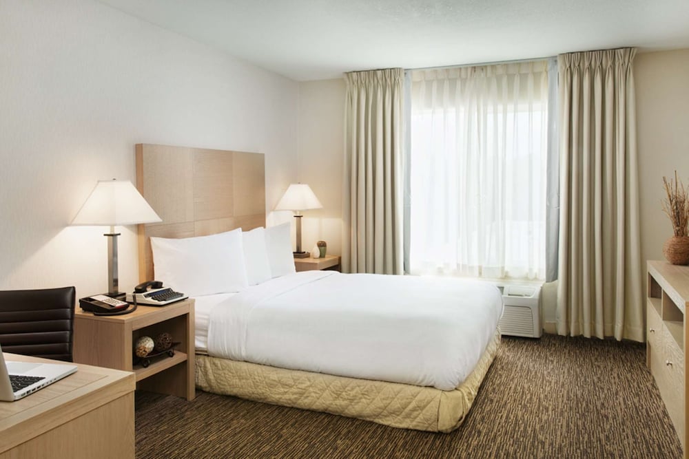 Doubletree By Hilton Hotel Vancouver 8/39
