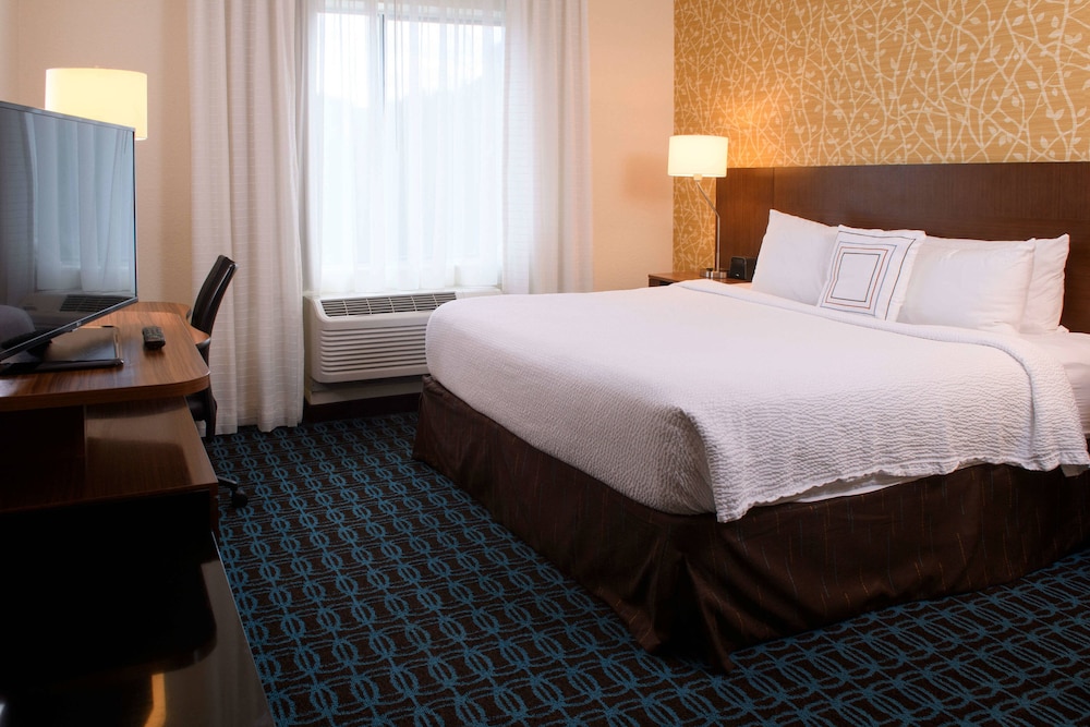 Fairfield Inn And Suites By Marriott Richmond Ashland 11/50