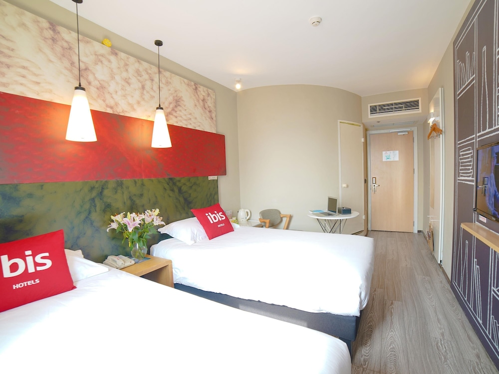 Ibis Chengdu Kehua 8/39