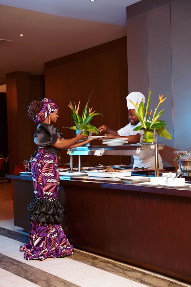 Krystal Palace Douala 2/39