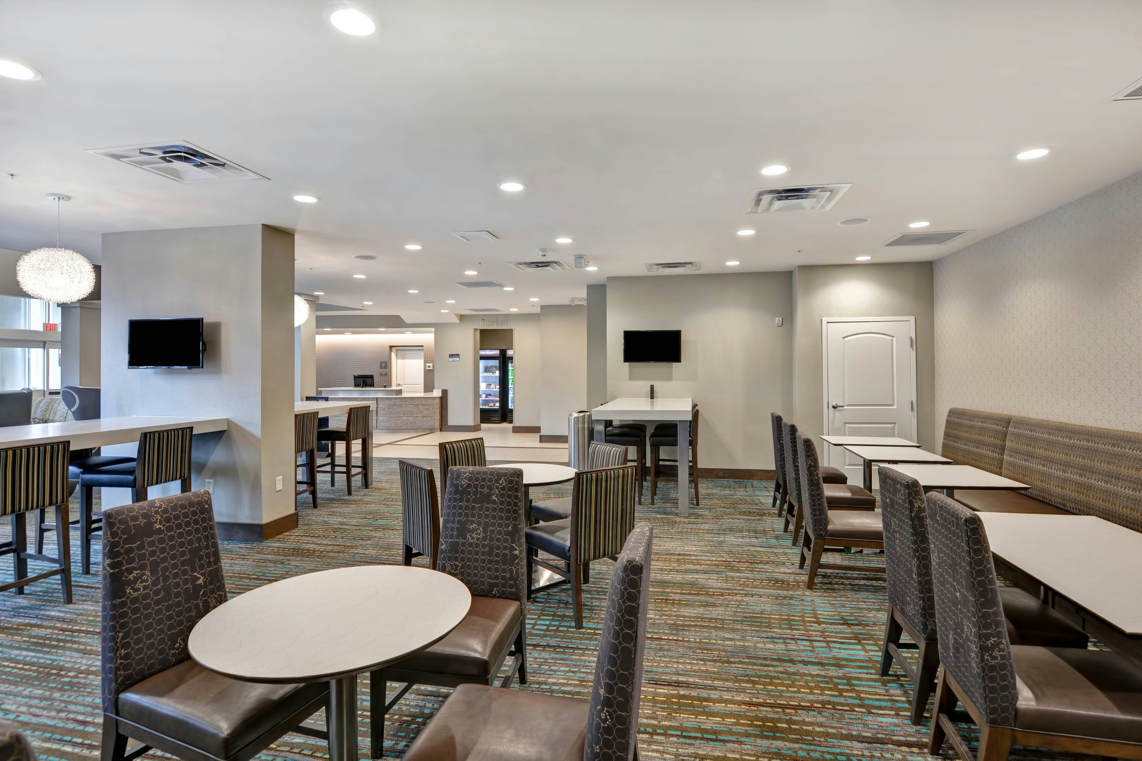 Residence Inn Milwaukee North Glendale 12/16