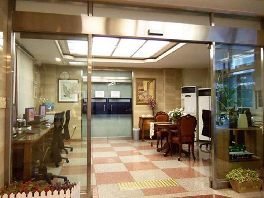 Asia Tourist Hotel 34/41