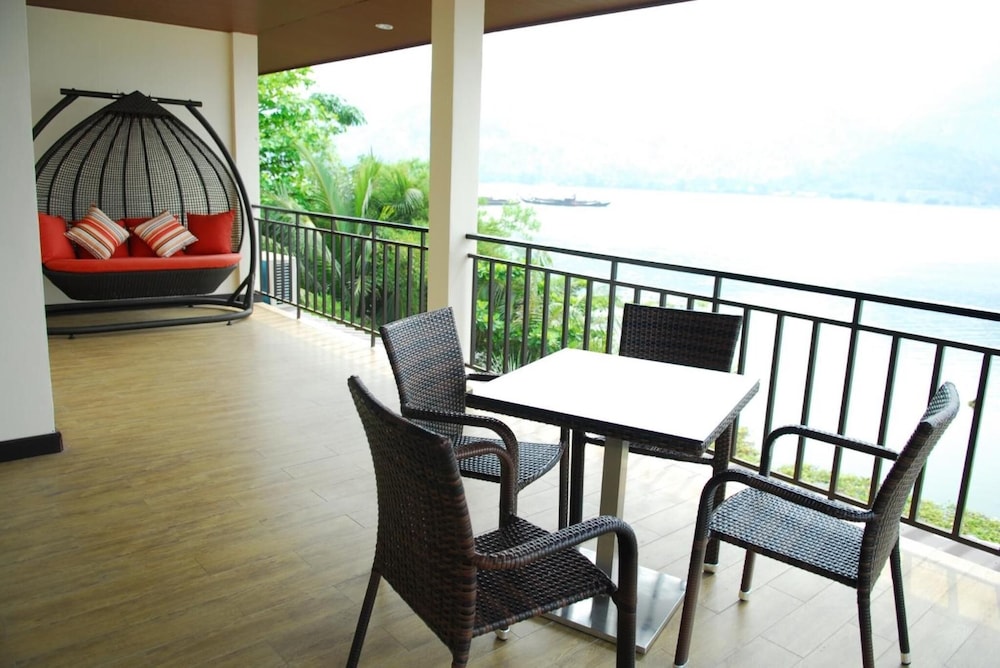 Monsane River Kwai Resort 56/75