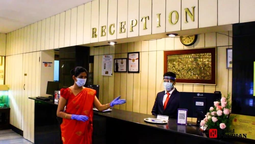 Hotel Pandian 28/29