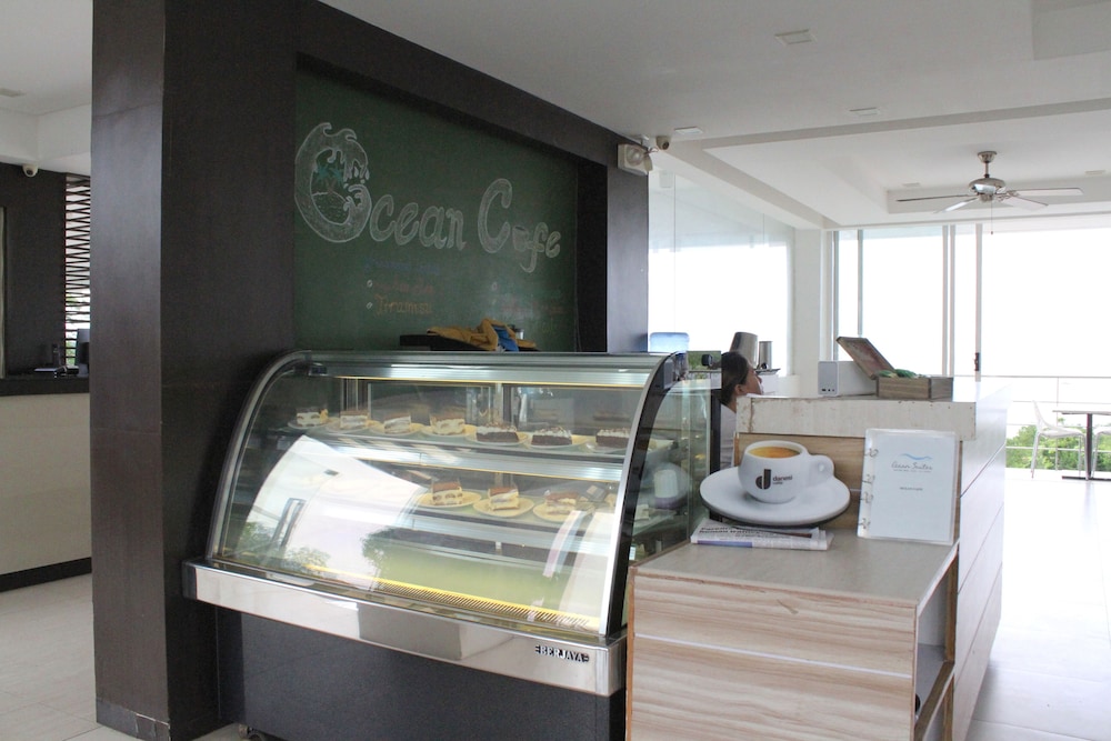 Ocean Suites Boutique Hotel 9/66