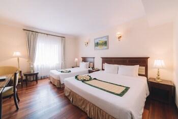 Superior, Triple, Single Bed
