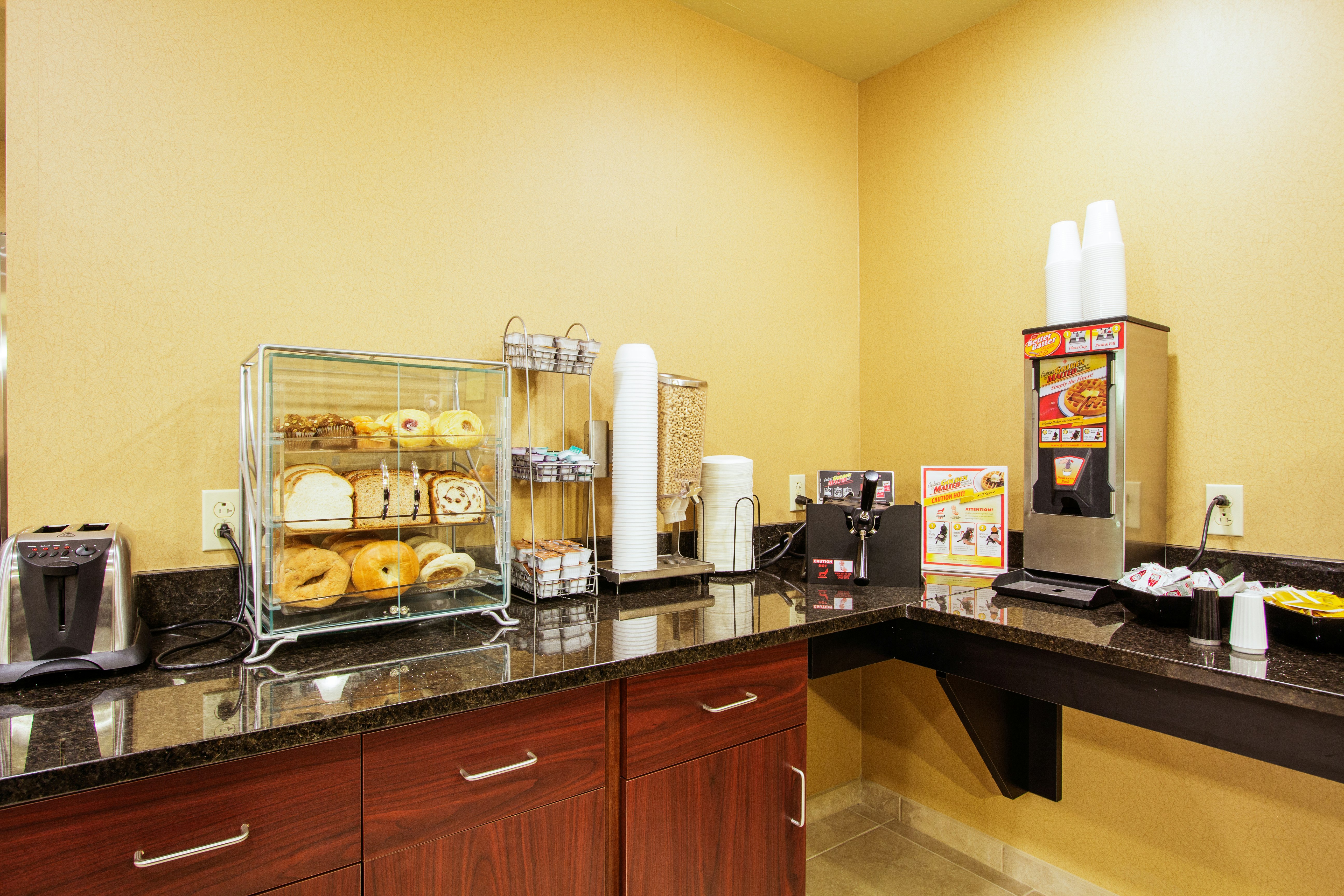 Cobblestone Inn Suites Corry Pa 39/70