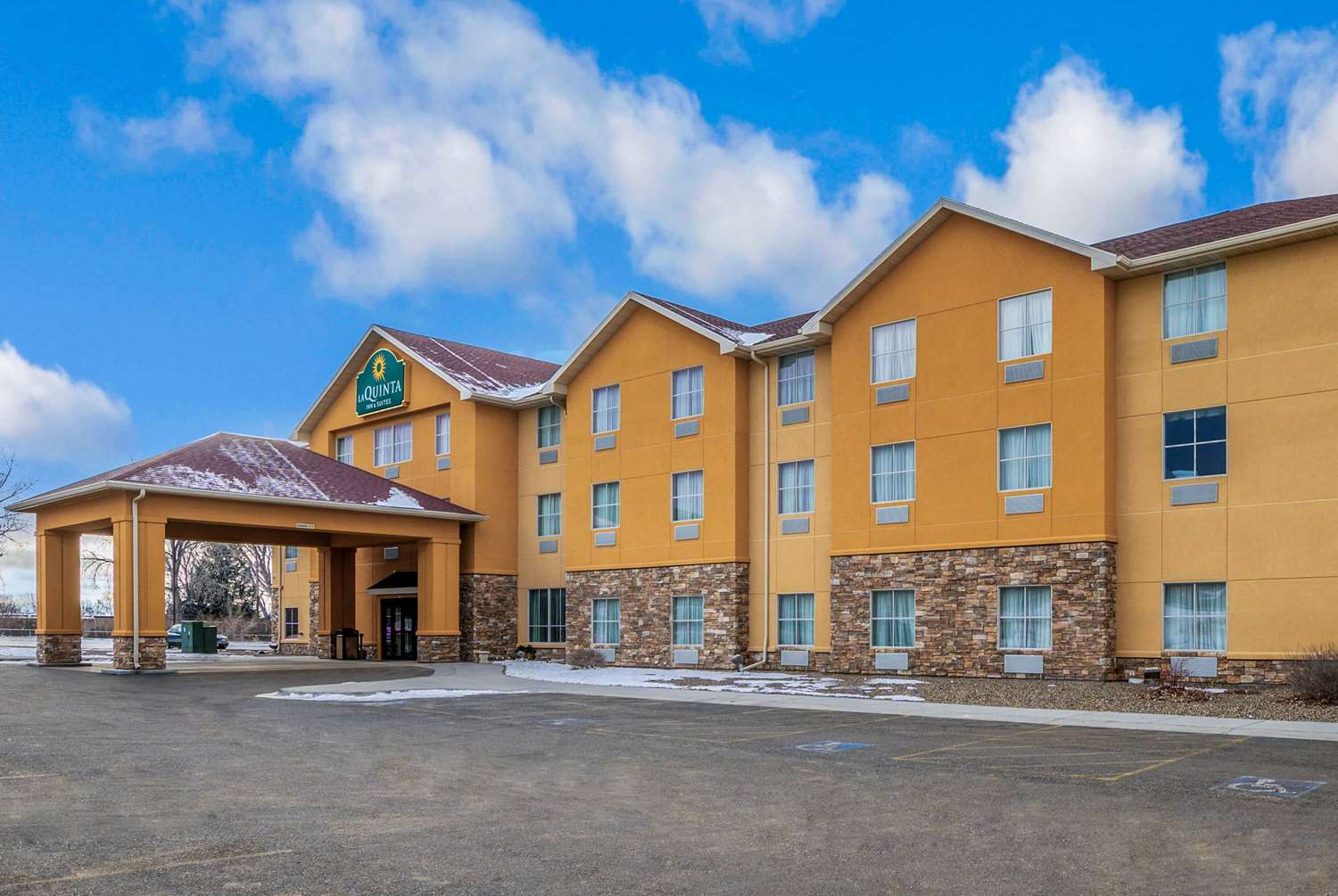 La Quinta Inn & Suites by Wyndham Glendive 51/56
