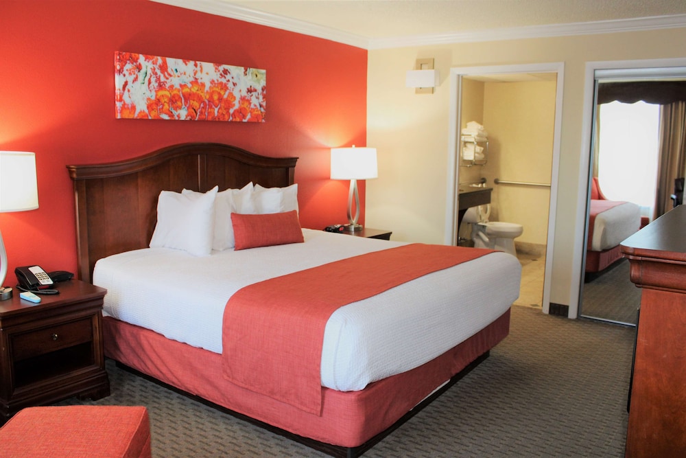 Best Western Plus Burlington 10/49