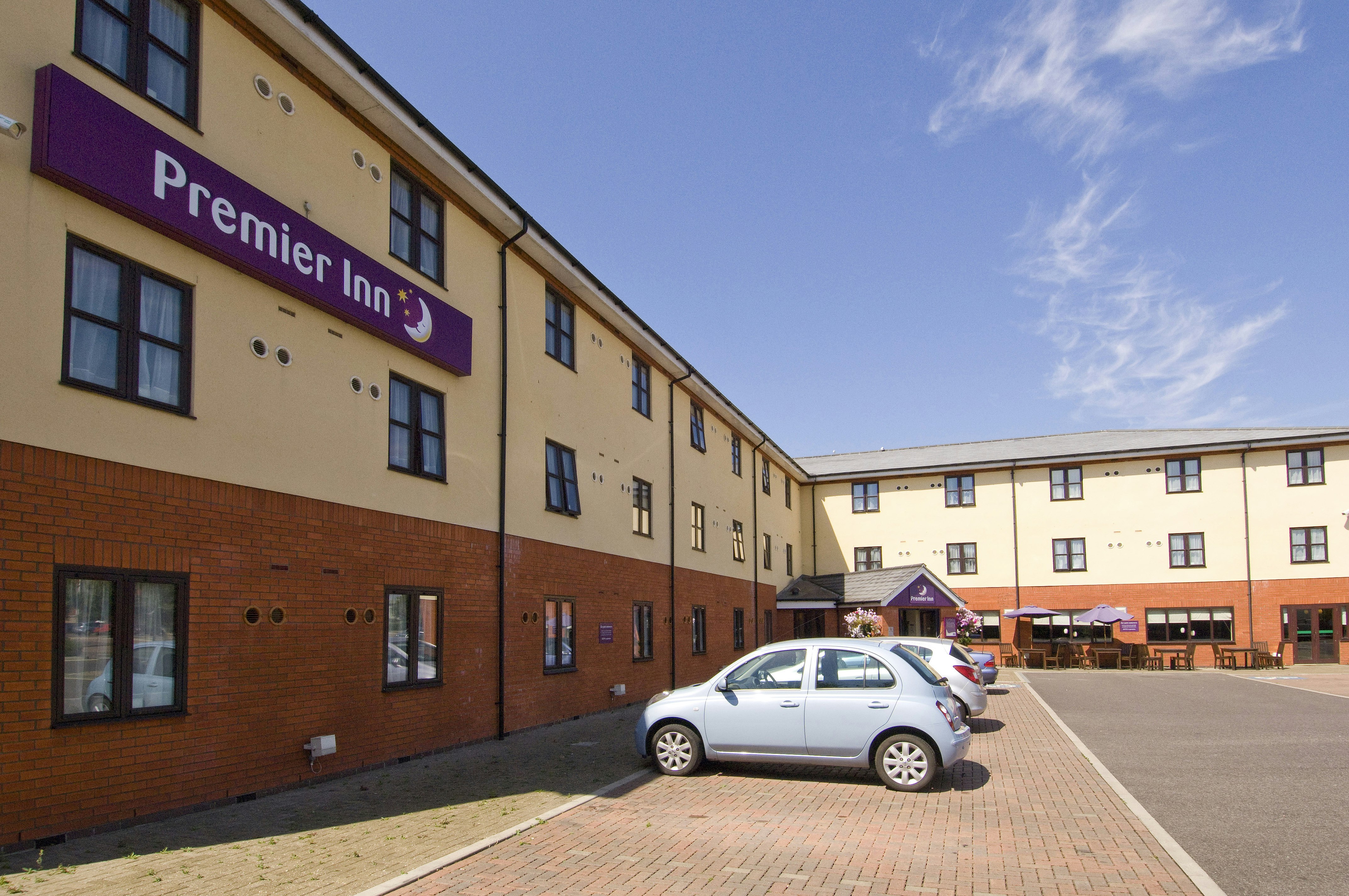 Premier Inn Chichester South (Gate Leisure Park) 20/24