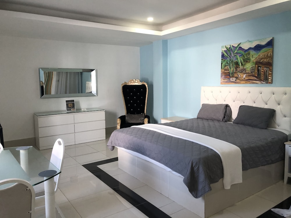 La Casona Dorada 18/56