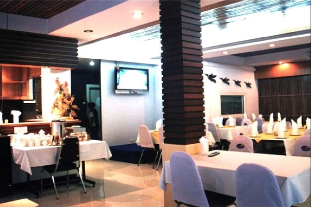 Thai Inter Hotel 14/18